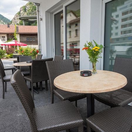 Hotel Du Pont Gampel-Bratsch Экстерьер фото