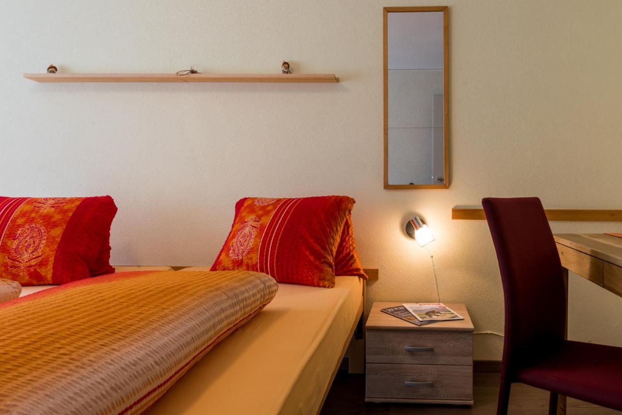 Hotel Du Pont Gampel-Bratsch Экстерьер фото