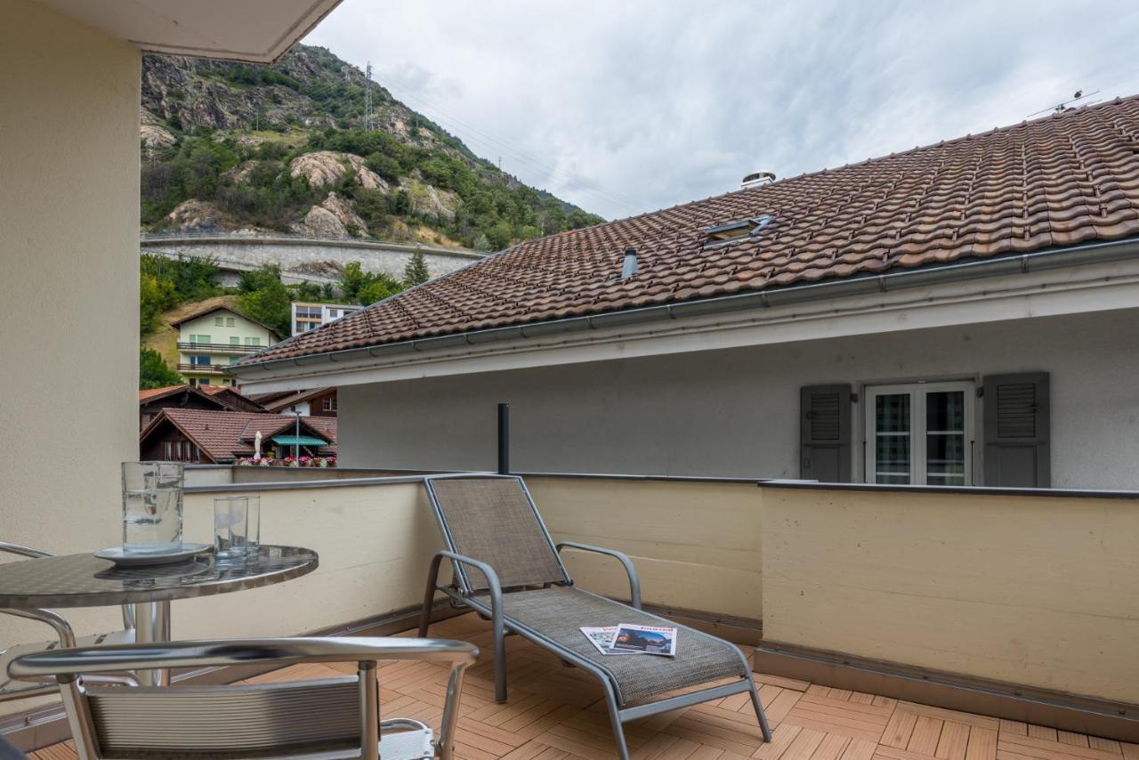 Hotel Du Pont Gampel-Bratsch Экстерьер фото